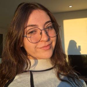 Profesora particular de Matemática, Física y Astronomía
